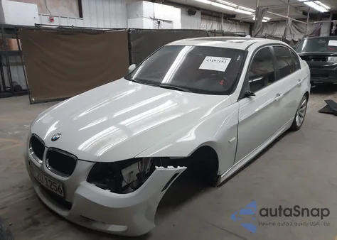 2011 BMW 328I z USA, uszkodzony, nr VIN WBAPH5G54BNM76843